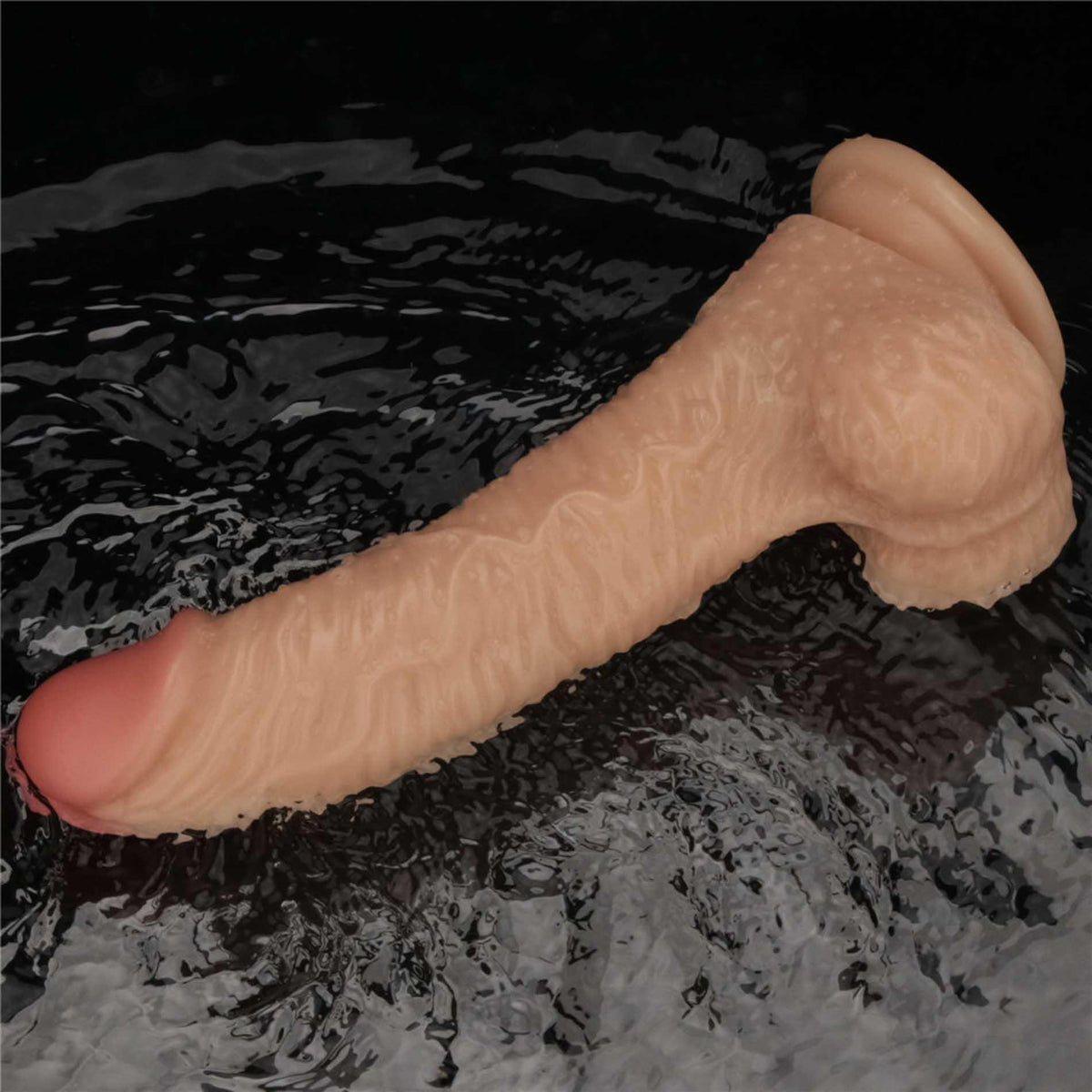Lovetoy Power Basics Cock 8,5'' · vibrační realistické dildo 21,6 cm