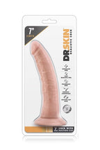 Blush Dr. Skin · realistické dildo 17,8 cm, tělová