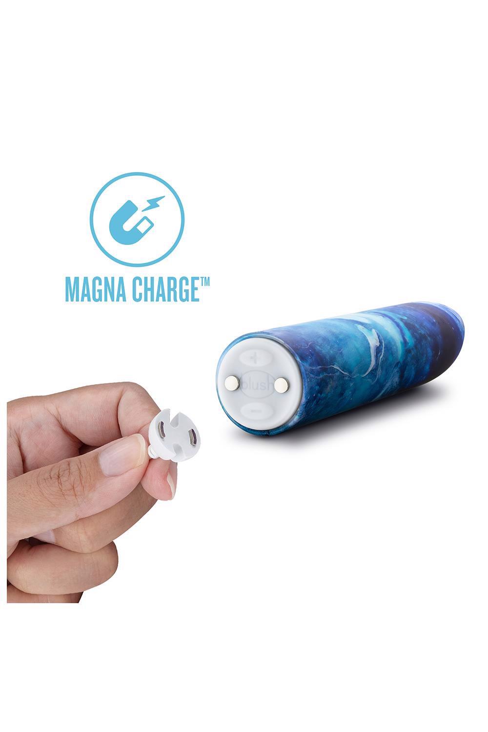 Blush Limited Addiction Mesmerize Power Vibe · mini vibrátor
