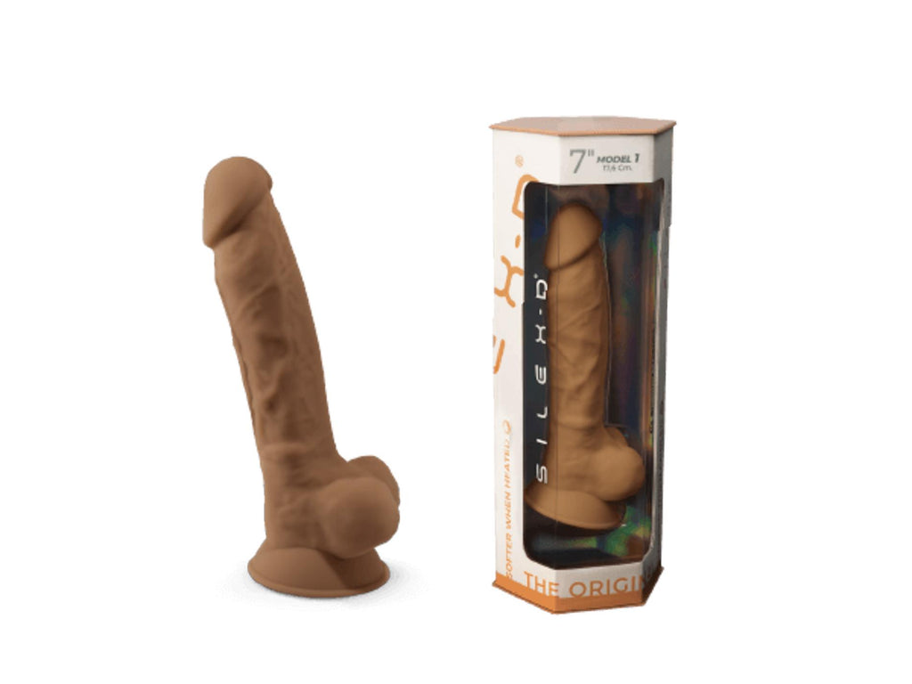 Silexd Model 1 · realistické dildo s přísavkou · karamelová