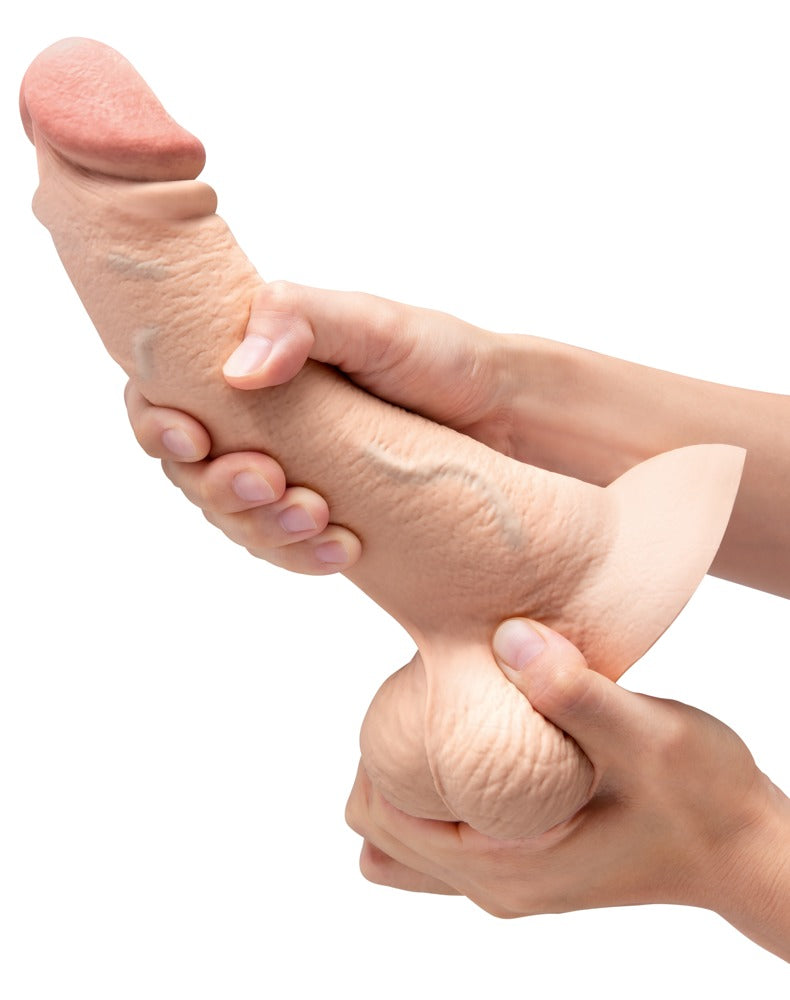b-Vibe Slipskin 9" Curved · realistické zakřivené dildo s přísavkou