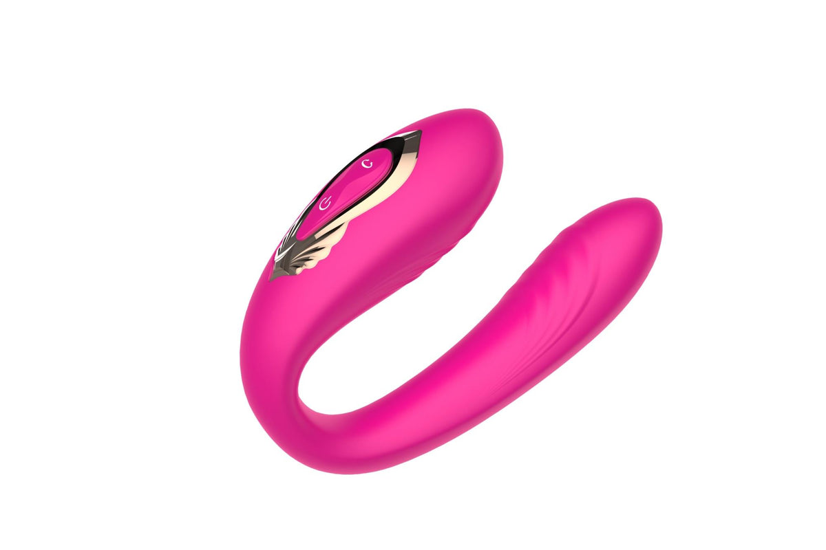 B-Series Cute Rotating Wearable Dual Vibrator · párový vibrátor s dálkovým ovladačem