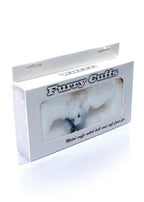 Fetish B-Series Furry Cuffs · kovová pouta s plyšem, bílá