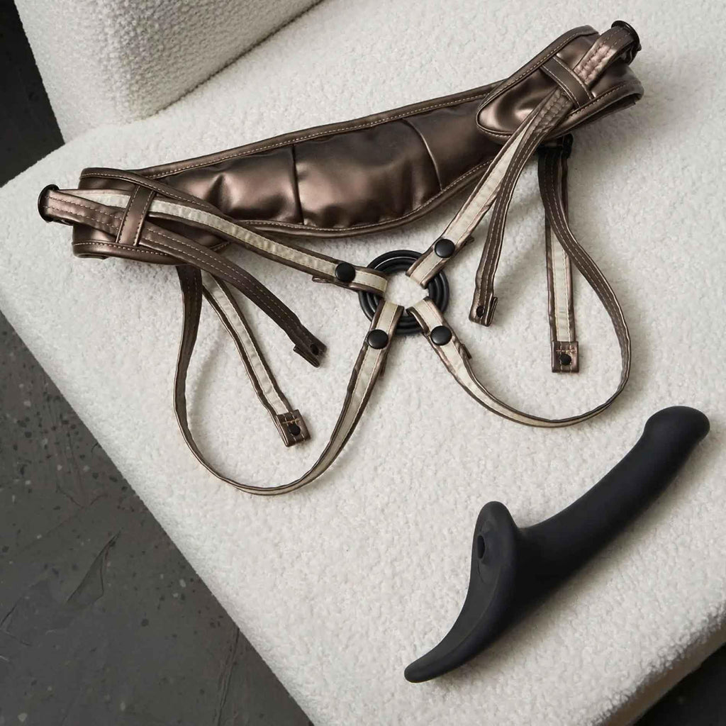 LEATHERETTE HARNESS DESIROUS - NEW DESIGN