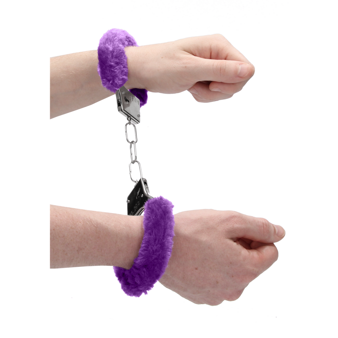Ouch! Beginner's Handcuffs Furry · plyšová pouta pro začátečníky · fialová