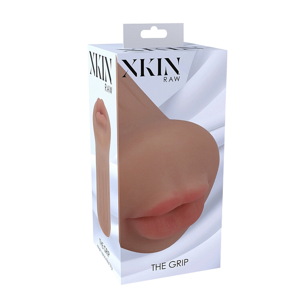 XKIN Raw The Grip · malý masturbátor z TPE · světle tělová