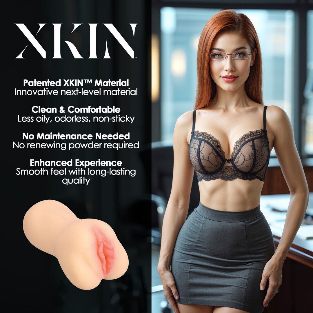 XKIN Career Girls Seductive Secretary Amber Blowfile · masturbátor z TPE