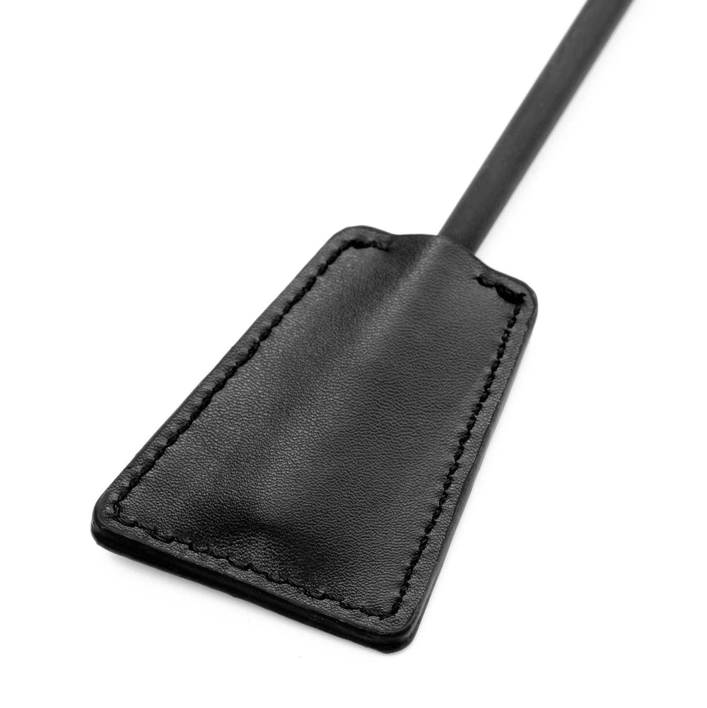 Fetish B-Series Tickler & Whip 2.0 perko a bičík v jednom